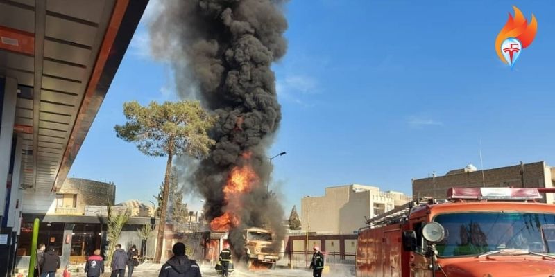 آتشسوزی گسترده در پمپ بنزین خاتون